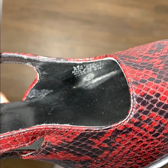 Nine west snake print sling backs sz 9.5 - Picture 8 of 8
